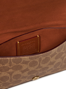 ΓΥΝΑΙΚΕΙΑ ΤΣΑΝΤΑ ΧΙΑΣΤΙ 3