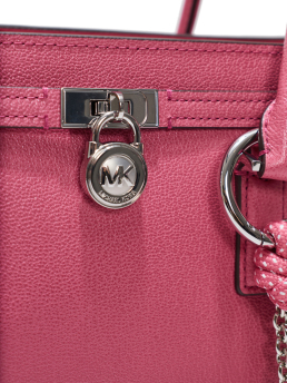 ΓΥΝΑΙΚΕΙΑ ΤΣΑΝΤΑ ΩΜΟΥ  3