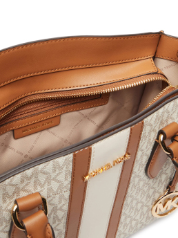 ΓΥΝΑΙΚΕΙΑ ΤΣΑΝΤΑ ΧΕΙΡΟΣ  2