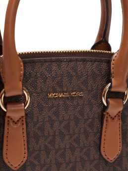 ΓΥΝΑΙΚΕΙΑ ΤΣΑΝΤΑ ΧΕΙΡΟΣ  3