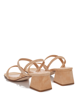 ΓΥΝΑΙΚΕΙΑ ΨΗΛΟΤΑΚΟΥΝΑ ΠΕΔΙΛΑ  2