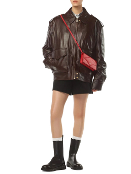 ΓΥΝΑΙΚΕΙΑ ΤΣΑΝΤΑ ΧΙΑΣΤΙ  2