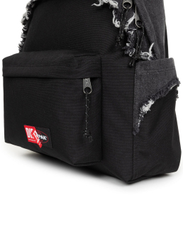 ΣΑΚΙΔΙΟ ΠΛΑΤΗΣ EASTPAK x DIESEL DAY PAK'R  3