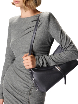 ΓΥΝΑΙΚΕΙΑ ΤΣΑΝΤΑ ΩΜΟΥ 3