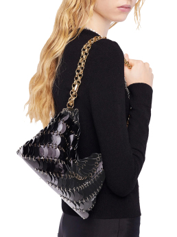 ΓΥΝΑΙΚΕΙΑ ΤΣΑΝΤΑ ΩΜΟΥ  2