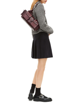 ΓΥΝΑΙΚΕΙΑ ΤΣΑΝΤΑ ΩΜΟΥ 3