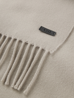 ΑΝΔΡΙΚΟ ΚΑΣΚΟΛ ΜΕ ΚΡΟΣΣΙΑ 1