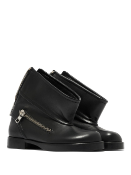 ΓΥΝΑΙΚΕΙΑ ΔΕΡΜΑΤΙΒΝΑ ΜΠΟΤΑΚΙΑ 1