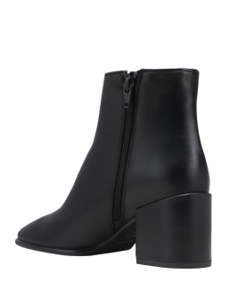 ΓΥΝΑΙΚΕΙΑ ΜΠΟΤΑΚΙΑ  2