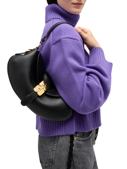 ΓΥΝΑΙΚΕΙΑ ΤΣΑΝΤΑ ΩΜΟΥ 2