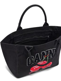 ΓΥΝΑΙΚΕΙΑ ΤΣΑΝΤΑ ΩΜΟΥ 2