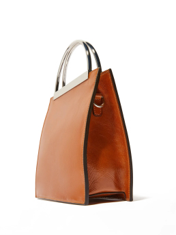 ΓΥΝΑΙΚΕΙΑ ΤΣΑΝΤΑ ΧΕΙΡΟΣ 1