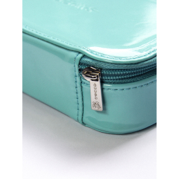 SWEED THE MAKEUP BAG 1