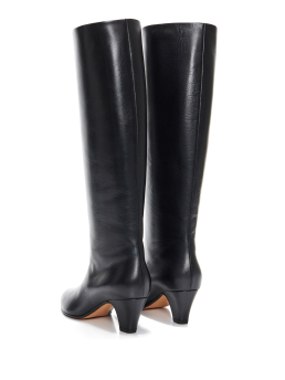 ΓΥΝΑΙΚΕΙΕΣ ΜΠΟΤΕΣ  2