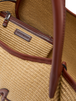 ΓΥΝΑΙΚΕΙΑ ΤΣΑΝΤΑ ΩΜΟΥ 3