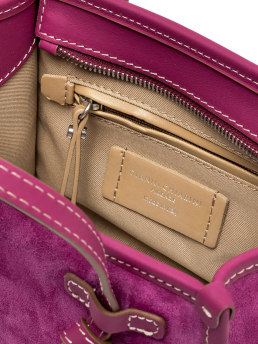 ΓΥΝΑΙΚΕΙΑ ΤΣΑΝΤΑ ΧΕΙΡΟΣ 3