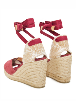 ΓΥΝΑΙΚΕΙΕΣ ΕΣΠΑΝΤΡΙΓΙΕΣ 2