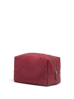 ΓΥΝΑΙΚΕΙΟ ΝΕΣΕΣΕΡ 1