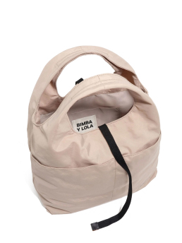 ΓΥΝΑΙΚΕΙΑ ΤΣΑΝΤΑ ΧΕΙΡΟΣ 2