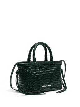 ΓΥΝΑΙΚΕΙΑ ΤΣΑΝΤΑ ΧΙΑΣΤΙ 1