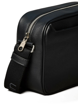 ΑΝΔΡΙΚΗ ΤΣΑΝΤΑ ΧΙΑΣΤΙ 3