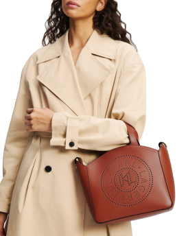 ΓΥΝΑΙΚΕΙΑ ΤΣΑΝΤΑ TOTE 3