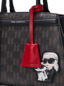 ΓΥΝΑΙΚΕΙΑ ΤΣΑΝΤΑ ΧΕΙΡΟΣ 3