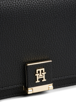 ΓΥΝΑΙΚΕΙΑ ΤΣΑΝΤΑ ΧΙΑΣΤΙ 3