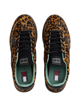 ΓΥΝΑΙΚΕΙΑ SNEAKERS 3