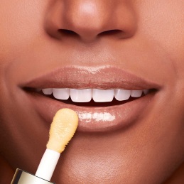 LIP COMFORT OIL 2