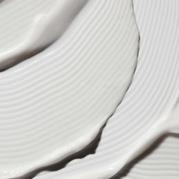 ILLUMINATING MOISTURISER 1