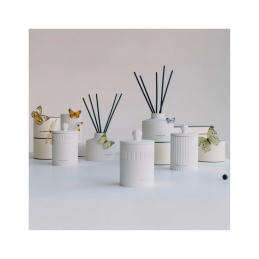 GOLDEN AMBER & ORANGE TOWNHOUSE CANDLE 3