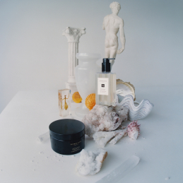 MYRRH & TONKA BODY CRÈME 1