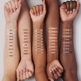 STUDIO RADIANCE  24HR LUMINOUS LIFT CONCEALER 4