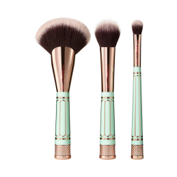 MAC OF ALL TRADES BRUSH KIT 1