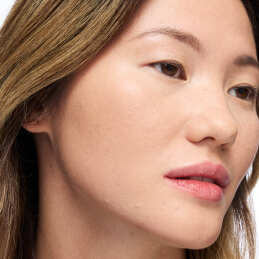 HYPER REAL WATERLIGHT CREAM  2