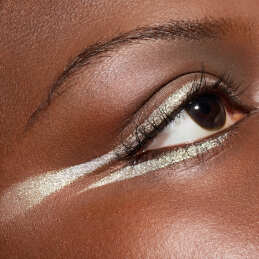 PRISMATICA LIQUID EYE LINER  2