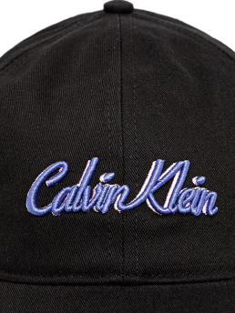 ΓΥΝΑΙΚΕΙΟ ΚΑΠΕΛΟ 1