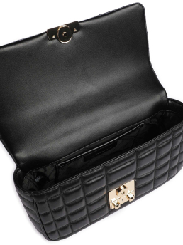 ΓΥΝΑΙΚΕΙΑ ΤΣΑΝΤΑ ΧΙΑΣΤΙ TRIBECA 2