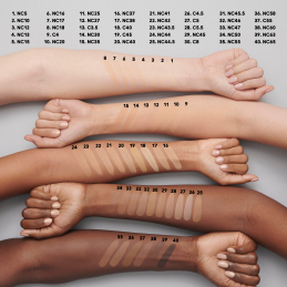 STUDIO FIX FLUID SPF 15 24HR MATTE FOUNDATION + OIL CONTROL  6