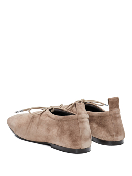 ΓΥΝΑΙΚΕΙΕΣ ΜΠΑΛΑΡΙΝΕΣ 2