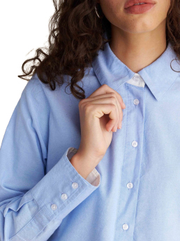 ΓΥΝΑΙΚΕΙΟ ΠΟΥΚΑΜΙΣΟ  3