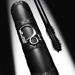 DIORSHOW OVERVOLUME EXTREME VOLUME MASCARA – 24-HOUR WEAR – LASH-BY-LASH DEFINITION 5