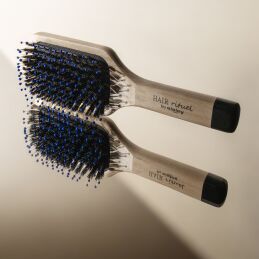 THE POCKET BRUSH RADIANCE & SOFTNESS 2
