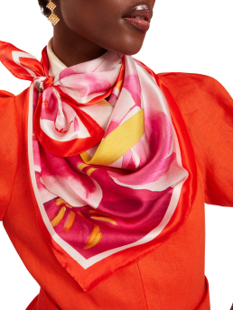 ΓΥΝΑΙΚΕΙΟ ΦΟΥΛΑΡΙ AMADIA 1