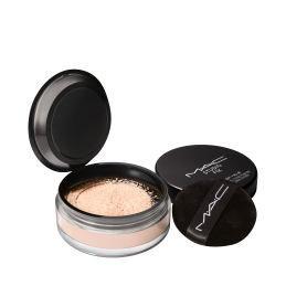 STUDIO FIX PRO SET + BLUR WEIGHTLESS LOOSE POWDER 4