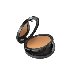 STUDIO FIX POWDER PLUS FOUNDATION 10