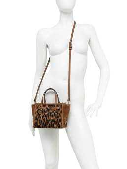 ΓΥΝΑΙΚΕΙΑ ΤΣΑΝΤΑ ΧΕΙΡΟΣ 3