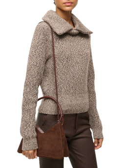 ΓΥΝΑΙΚΕΙΑ ΤΣΑΝΤΑ ΩΜΟΥ 4