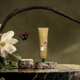 INTUITIA LUMINOUS BODY EXFOLIATOR 1